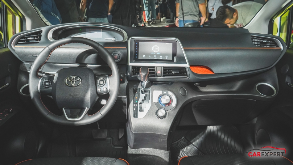 Toyota Sienta 小改款64 9 萬起上市 同級車首見導入pksb 防碰撞輔助 倒車有狀況會主動煞車 汽車專家