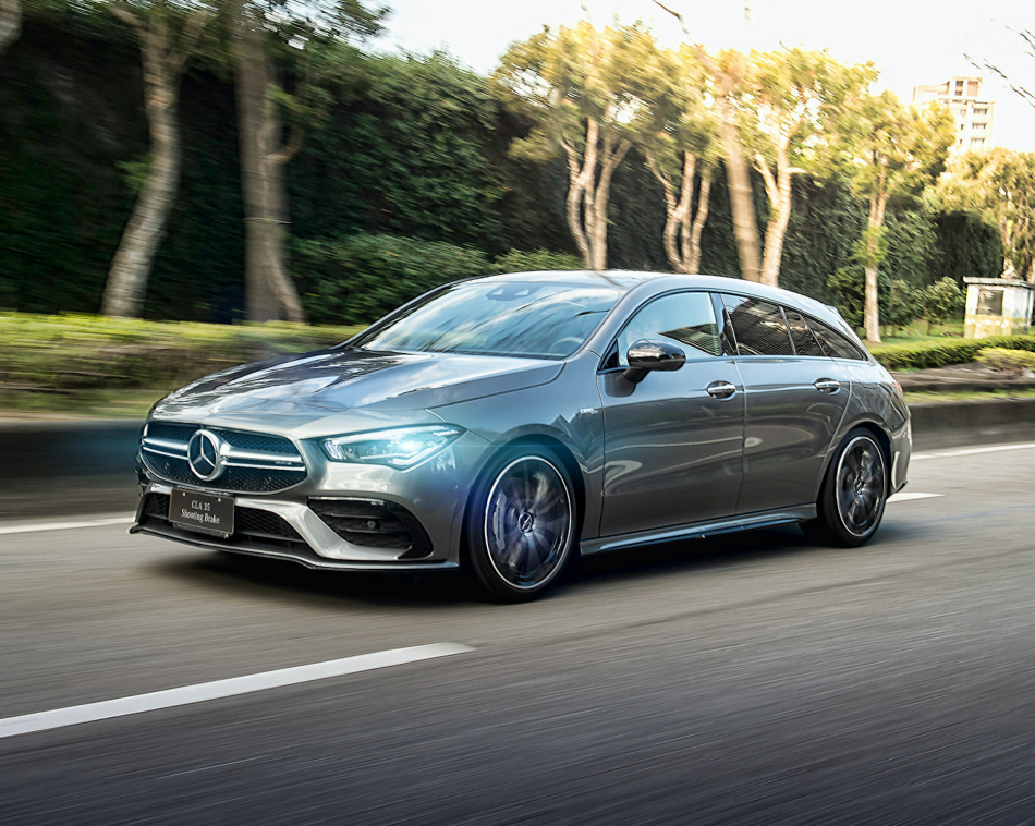 Mercedes Benz Cla Shooting Brake 四車型 196 萬起正式上市 Amg 性能旗艦45 4matic 4 秒加速破百 汽車專家